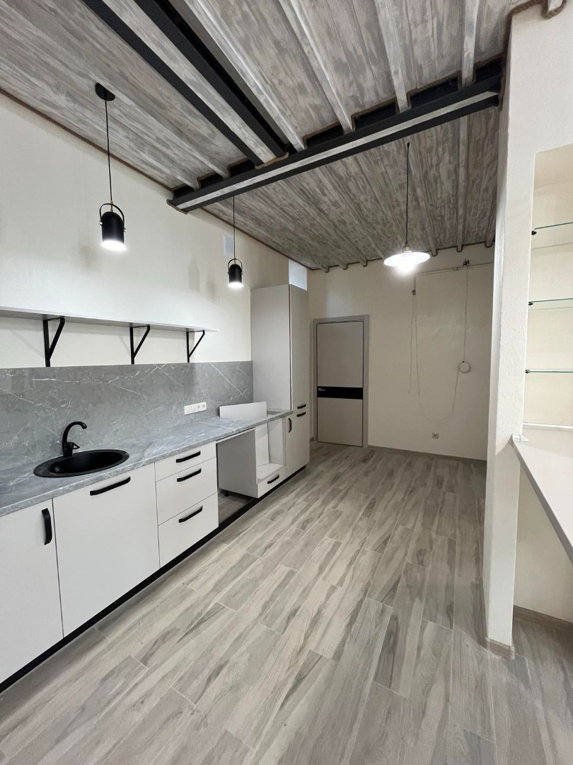 продажа двухкомнатной квартиры номер A-173223 в Приморском районе, фото номер 15